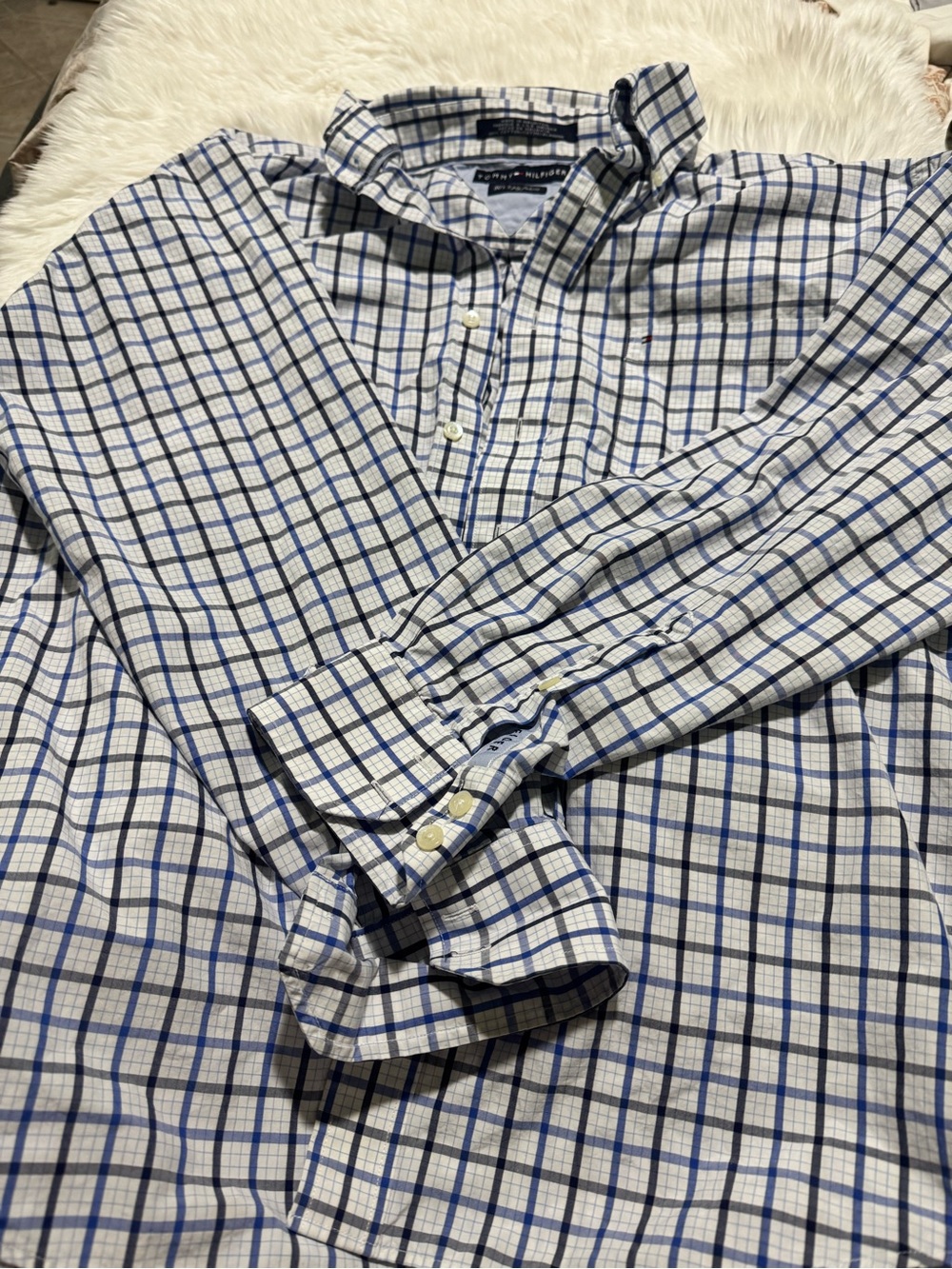 Tommy Hilfiger White Shirt with Blue and Navy Windowpane Plaid